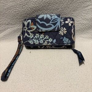 Vera Bradley Quilted ID Card Wristlet in Java Floral Blue